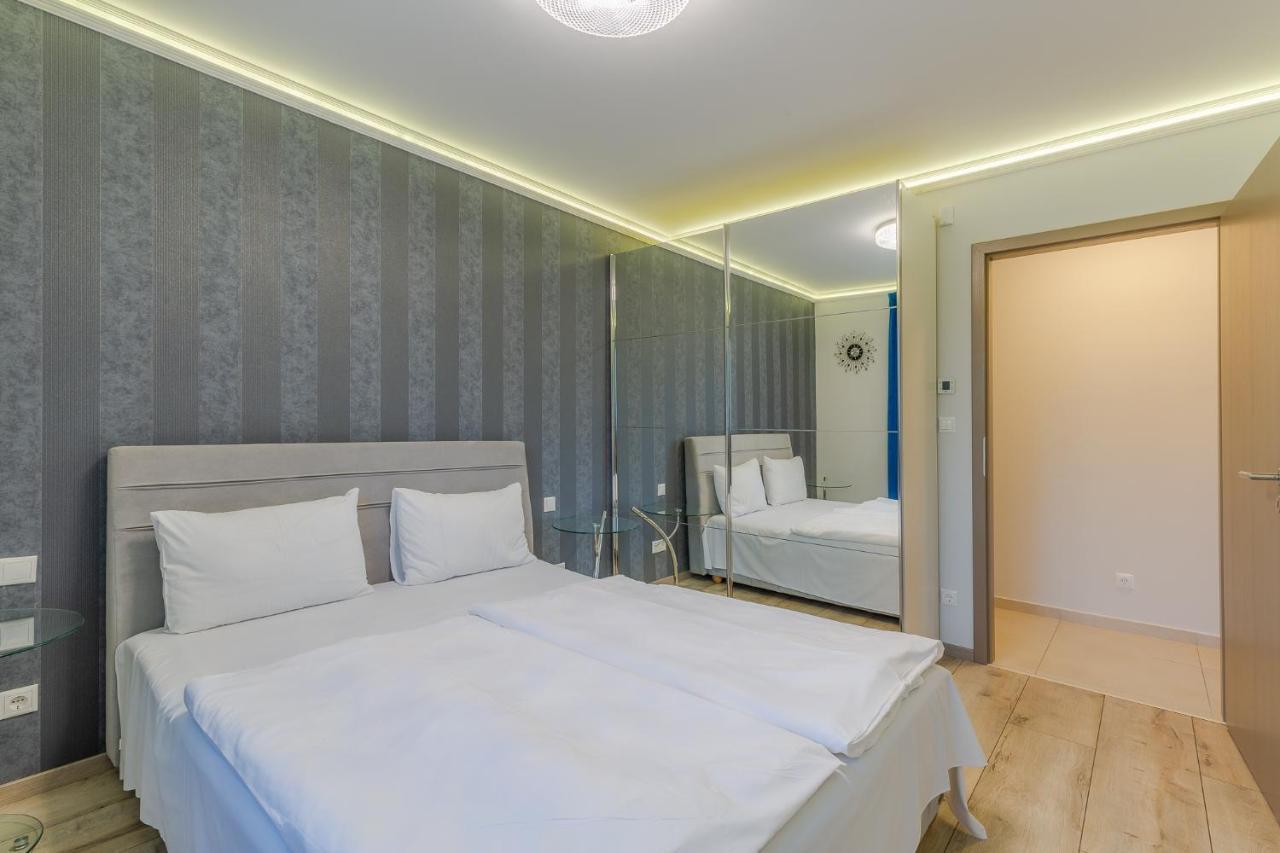 Admiral Luxury IV Apartman By Bltn Appartement Siófok Buitenkant foto